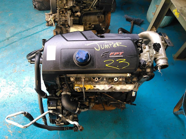 Foto 1 Ferro Velho do Macarrão Peças para Vans