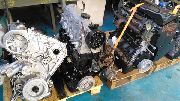 Foto 2 Ferro Velho do Macarrão Peças para Vans