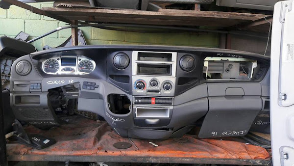 Foto 3 Ferro Velho do Macarrão Peças para Vans Foto 3 Ferro Velho do Macarrão Peças para Vans