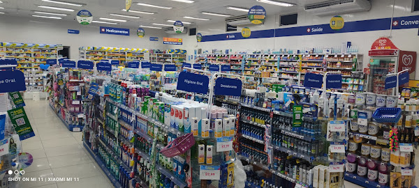 Foto 1 Farmácias Pague Menos: Tele Entrega Itaigara, Salvador BA