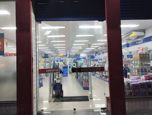 Foto 1 Farmácias Pague Menos Avenida Caminho de Areia: Delivery, Medicamentos, Higiene Pessoal, Salvador BA