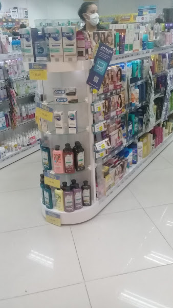 Foto 1 Farmácias Pague Menos