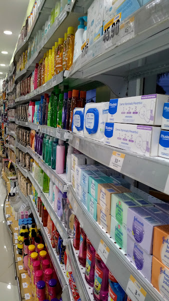 Foto 1 Farmácias Nissei Seminário 24 Hrs: Medicamentos, Manipulados, Vacinas, Curitiba PR