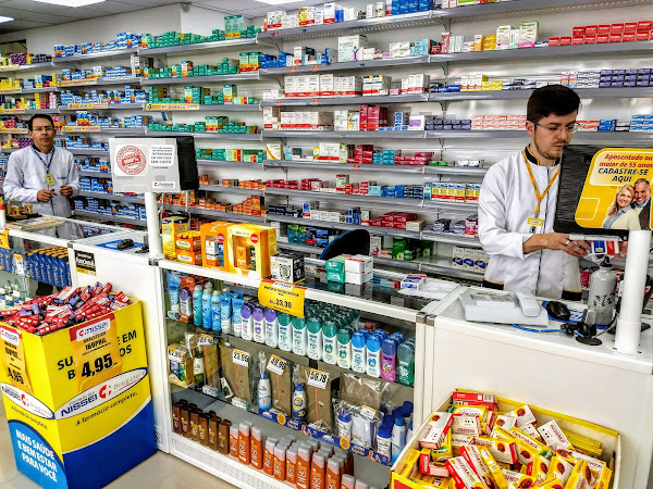 Foto 5 Farmácias Nissei Kennedy Vila Guairá: Farmácia Medicamentos Manipulados Vacinas Curitiba PR