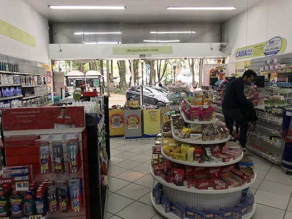 Foto 1 Farmácias Nissei Praça Osório: Farmácia Medicamentos Manipulados Vacinas Curitiba PR