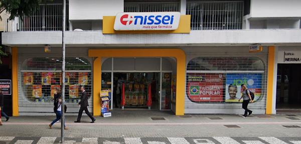 Foto 1 Farmácias Nissei Marechal Deodoro Centro: Farmácia Medicamentos Manipulados Vacinas Curitiba PR
