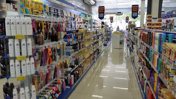 Foto 1 Farmácias Pague Menos