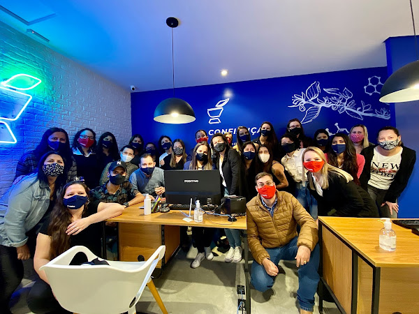 Foto 1 Farmácia Magistral