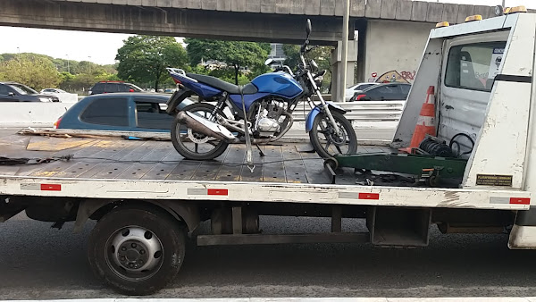 Guincho na Rua Treze de Maio Paraiso