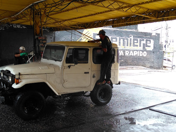 Foto 3 Premiere Lava-rápido