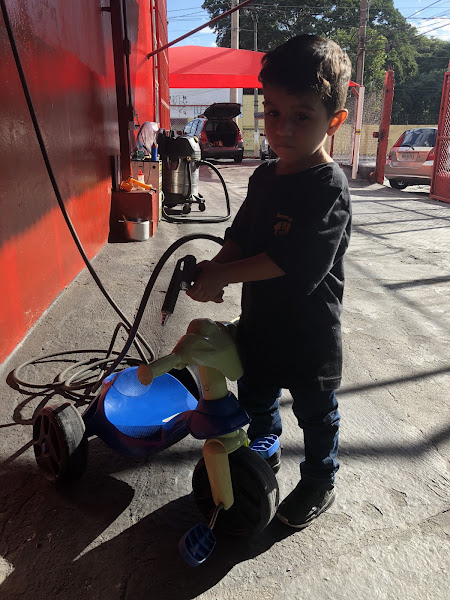 Foto 1 Lava Rapido Bob Esponja