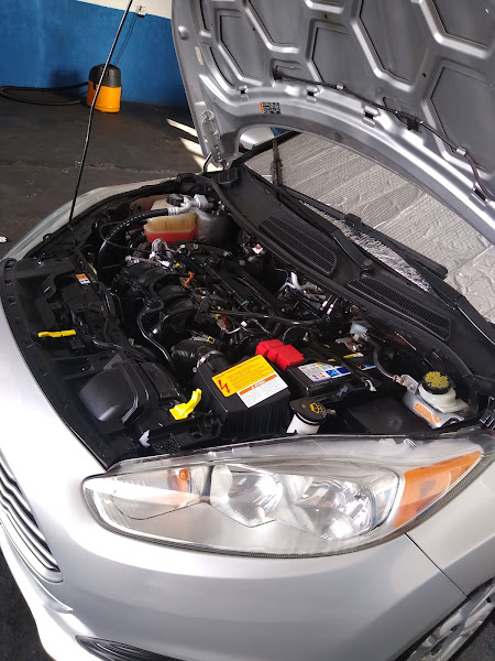 Foto 2 AA Stop Drive Rent a Car