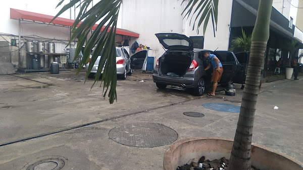 Foto 1 Lava jato JS Foto 1 Lava jato JS