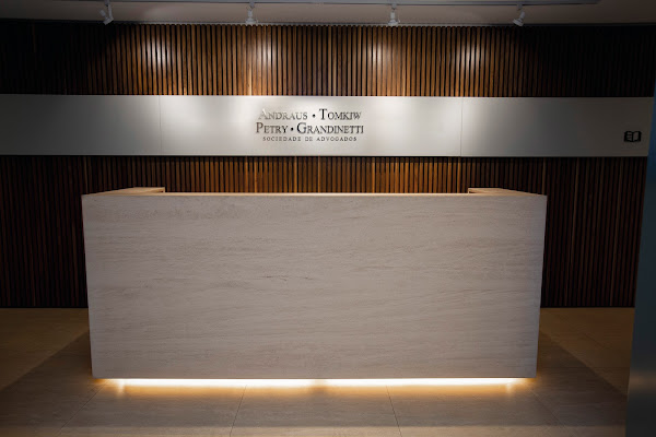 Andraus, Tomkiw, Petry & Grandinetti - Sociedade de Advogados
