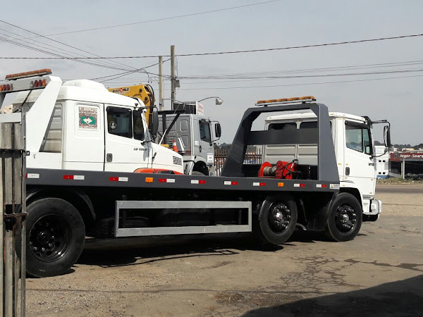 Foto 3 C. J. Mika Guinchos