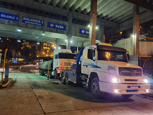 Foto 5 C. J. Mika Guinchos