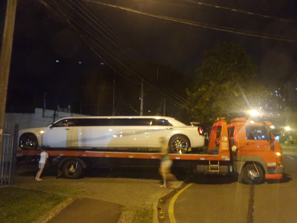 Foto 1 Guincho GR 24 Horas. Aceitamos Cartões. Reboque Para Carros, Motos, Vans e Embarcações.