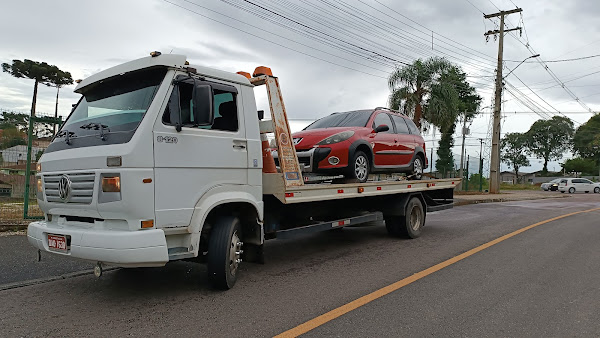 Foto 1 Guincho em Santa Felicidade - PR - Guincho 24 horas, serviço de guincho em Santa Felicidade - PR