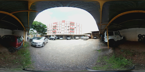 Foto 3 Polycristal Lava Car e Estacionamento