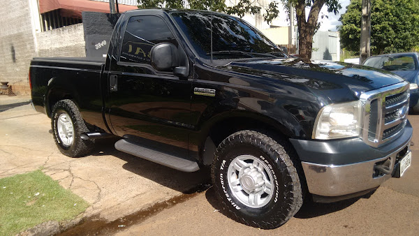 Foto 1 Dubai Lava Car