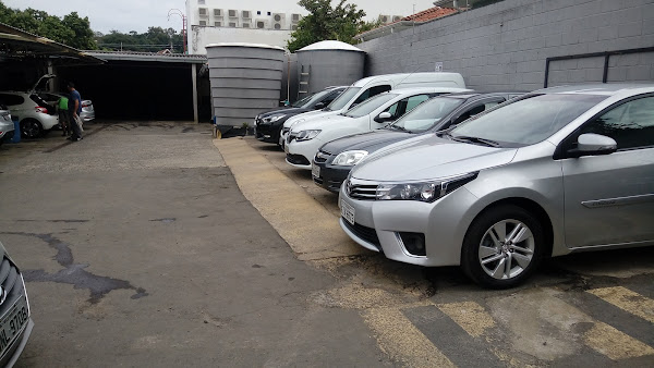 Foto 1 Abr - Martelinho e estetica automotiva