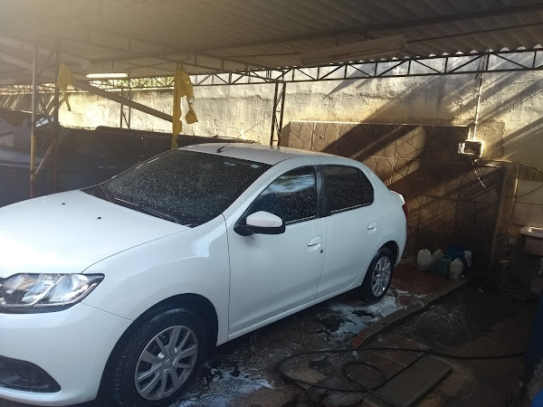 Foto 1 Lava Rápido E Estacionamento Arco-íris