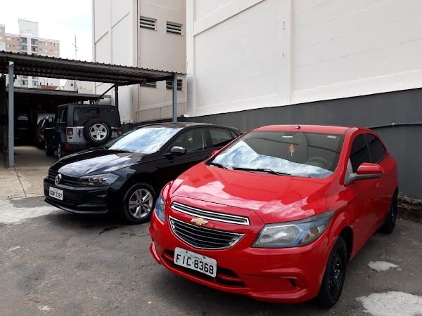 Foto 1 Carplus Lava Rápido & Parking