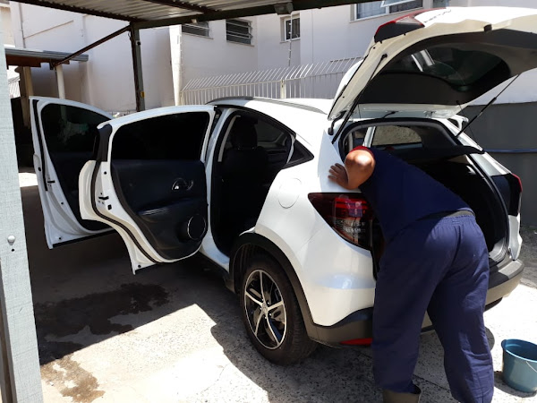 Foto 2 Carplus Lava Rápido & Parking