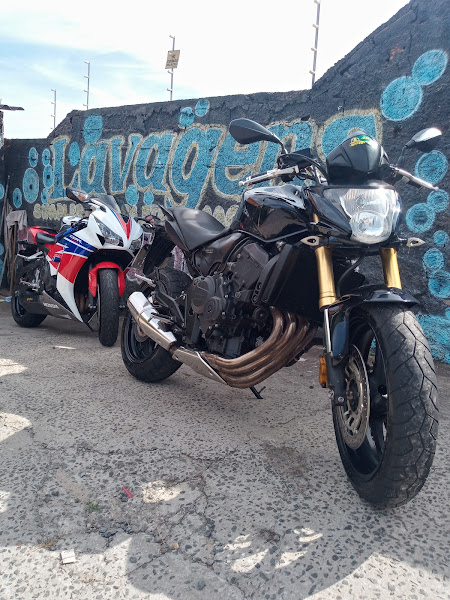 Foto 4 Lava - Jato FERRARI Foto 4 Lava - Jato FERRARI