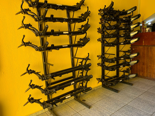 Foto 1 A Volkslândia | Oficina Massuela - Recuperadora Suspensão de Kombi e Fusca