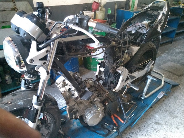 Foto 3 Auto giro motos