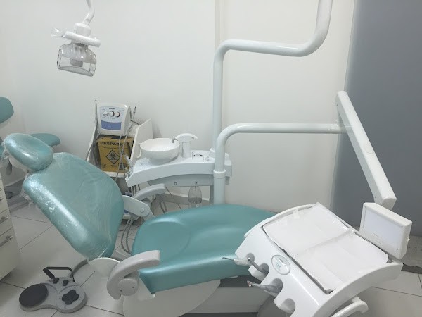 Foto 1 Odontologia Esteves - Dra Amanda e Dr Mário