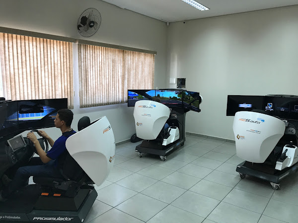 Foto 1 Auto Escola ABC - Unidade Itavuvu nº1328