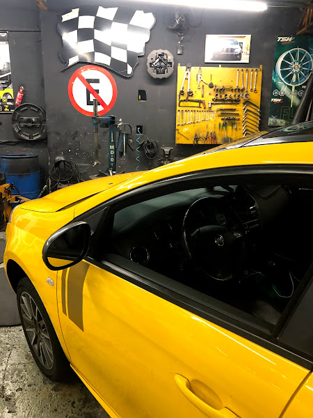 Foto 2 Borracha Rodas e Pneus