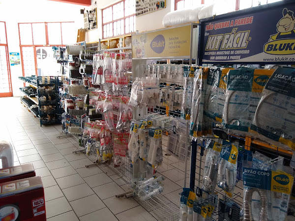 Foto 2 Comercial Multiuso