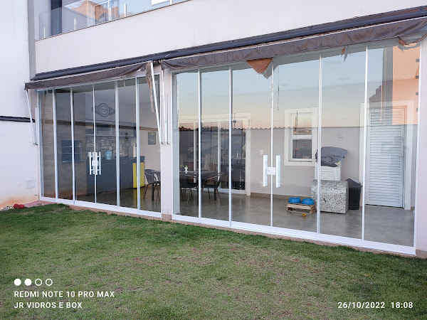 JR VIDROS E BOX