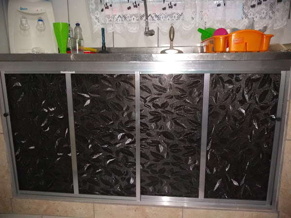 Foto 1 Vidracaria brasilandia e telas mosquiteiras Foto 1 Vidracaria brasilandia e telas mosquiteiras