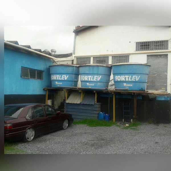 Foto 2 lava rapido flipper Foto 2 lava rapido flipper