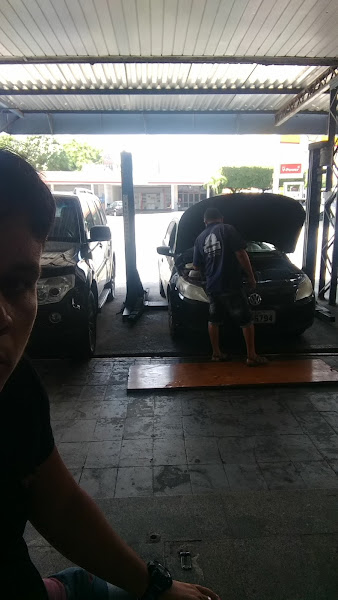 Foto 2 Januário Auto Peças e Serviços