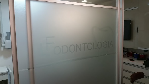 Foto 2 Consultório Odontológico Luciana & Fernando , Implantes, Prótese, Clareamento dental