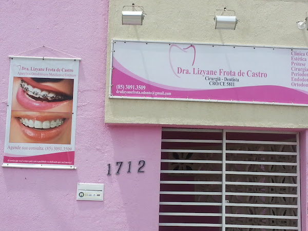 Clínica Odontológica Clínica Odontológica