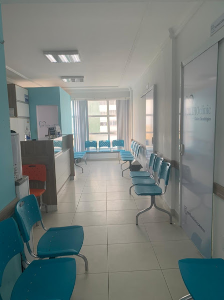 Foto 1 Orthoclinic Centro - Clínica Odontológica