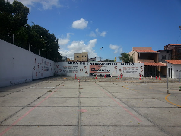 Auto Escola Cláudio - Área de Treinamento