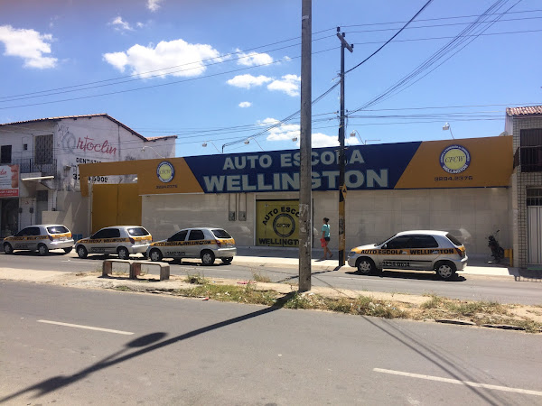 Foto 1 Autoescola Wellington