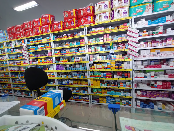 Foto 5 Farmácias Pague Menos Demócrito Rocha: Delivery, Medicamentos, Higiene Pessoal, Fortaleza CE