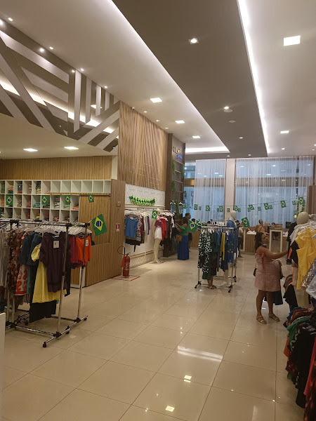 Foto 2 Maraponga Mart Moda