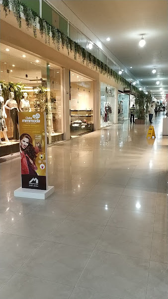 Foto 4 Maraponga Mart Moda