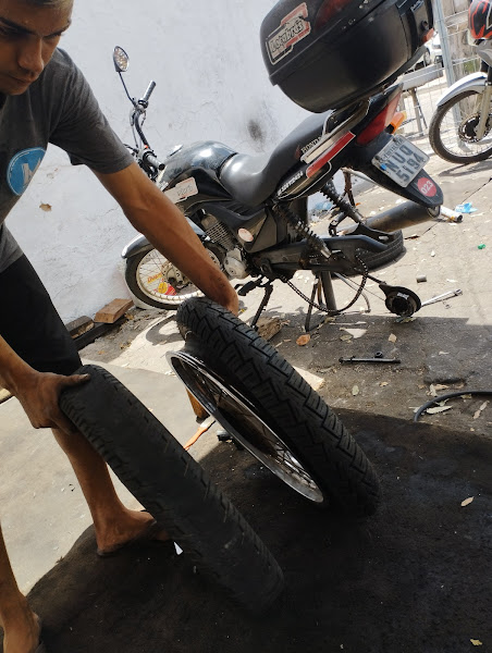 Foto 2 Borracharia Aberto De Segunda A Sábado,