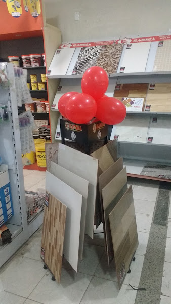 Foto 4 De Primeira: Porcelanato, Luminárias, Vasos Sanitários, Material Hidráulico, Material Elétrico, Lâmpada de Led, Papicu, Fortaleza CE