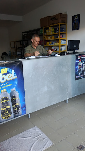 Foto 1 Zelio Autopeças e Baterias